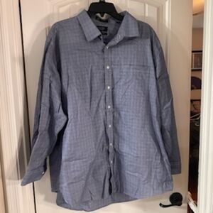 Nordstrom Mens Shop, 1/2 neck, size 34-35.